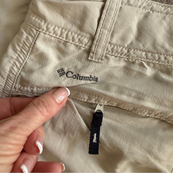 COLUMBIA Saturday trail pant convertible Cargo Pants shorts size 2 short Tan - Picture 12 of 16